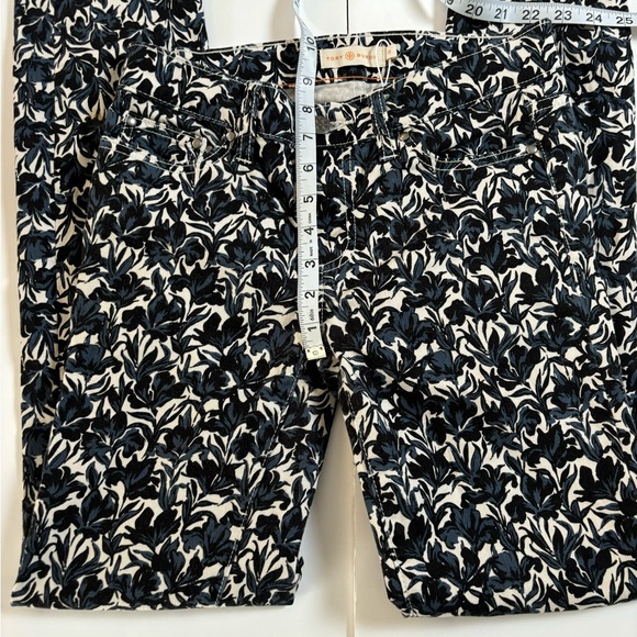 Tory Burch Pants Blue and White Floral Denim Size 25 Skinny Leg Low Rise Jeans - Picture 6 of 10